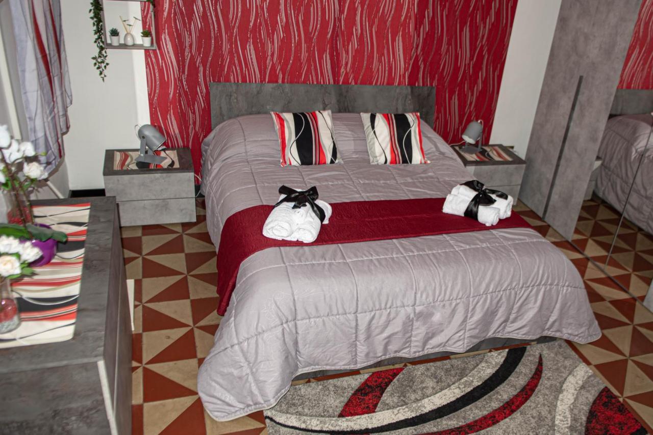 Hotel Pitagora House Tarent Zewnętrze zdjęcie