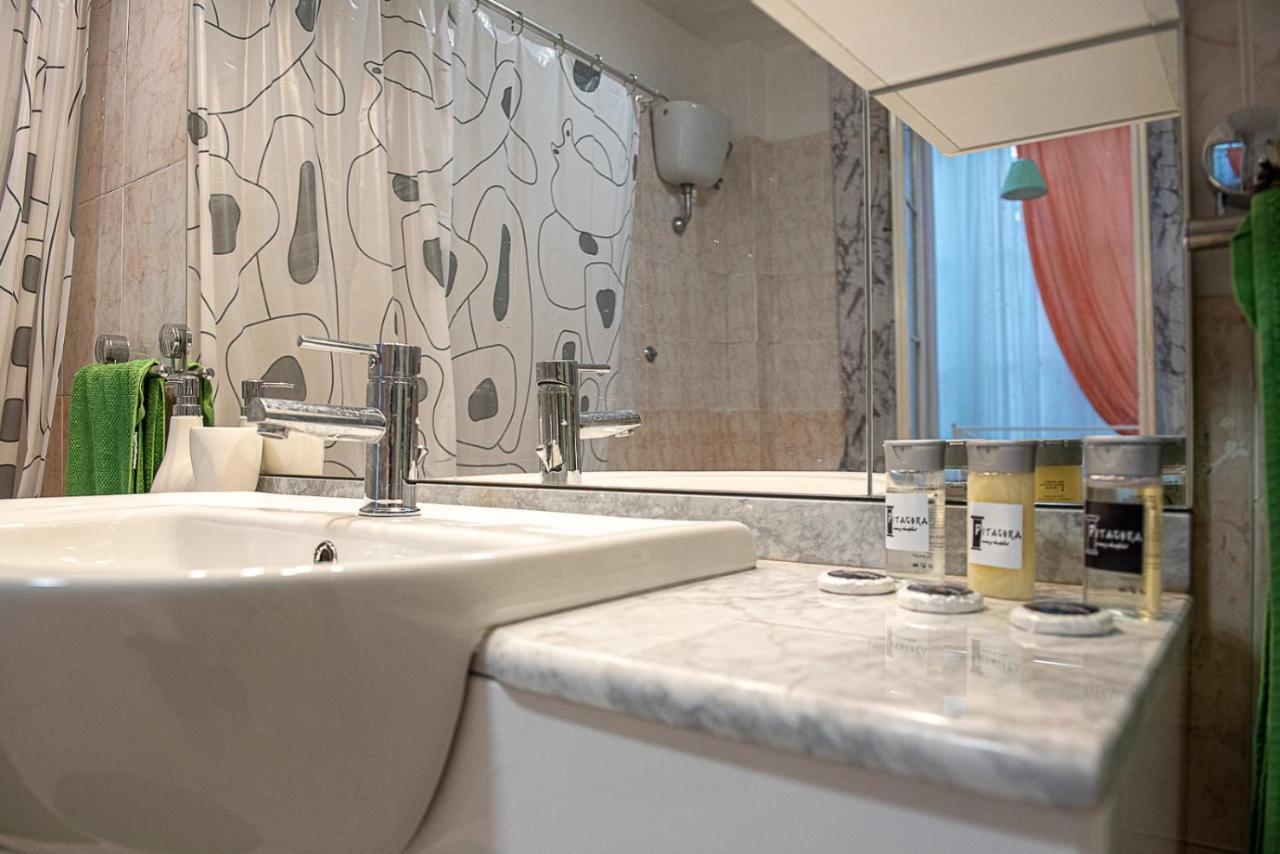 Hotel Pitagora House Tarent Zewnętrze zdjęcie